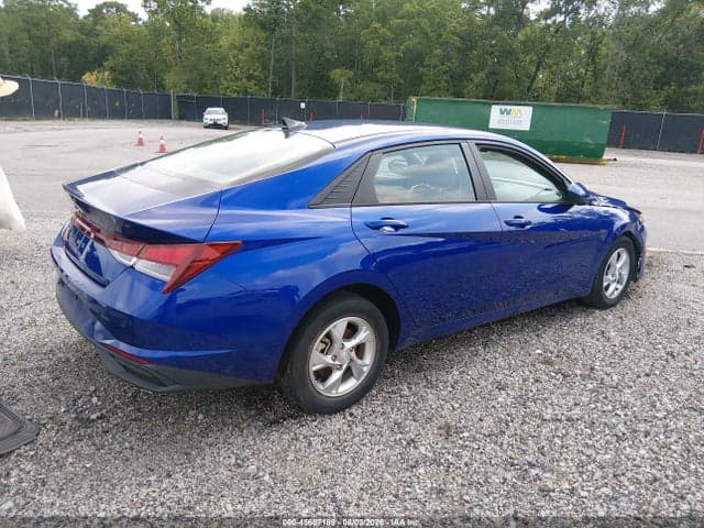 2023 HYUNDAI ELANTRA SE 4
