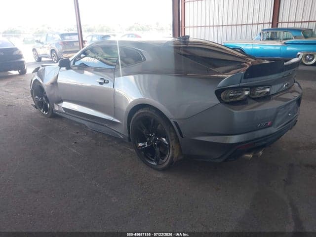 2021 CHEVROLET CAMARO RWD LT1 4