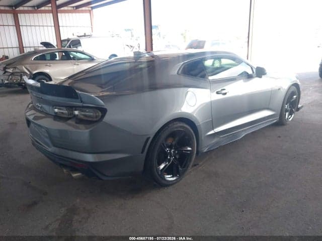2021 CHEVROLET CAMARO RWD LT1 5