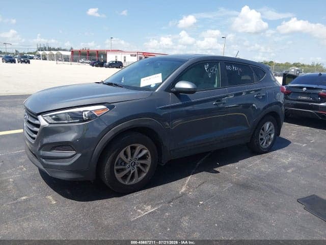 2017 HYUNDAI TUCSON SE 2