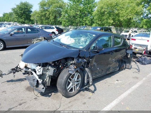 2021 TOYOTA C-HR LE 2