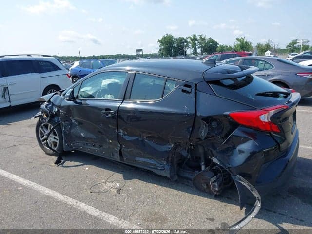 2021 TOYOTA C-HR LE 6