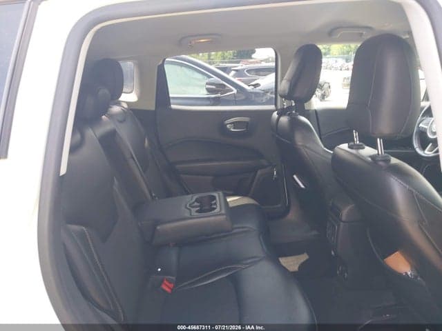 2018 JEEP COMPASS LATITUDE 4X4 8