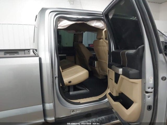 2020 FORD F-250 LARIAT 8