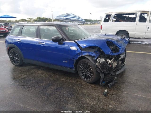 2020 MINI CLUBMAN COOPER S 1