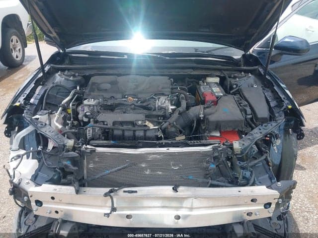 2018 TOYOTA CAMRY SE 10