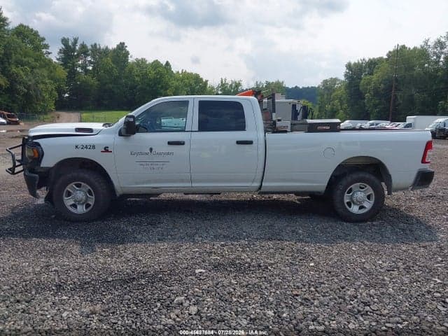 2024 RAM 2500 TRADESMAN 4X4 8' BOX 15