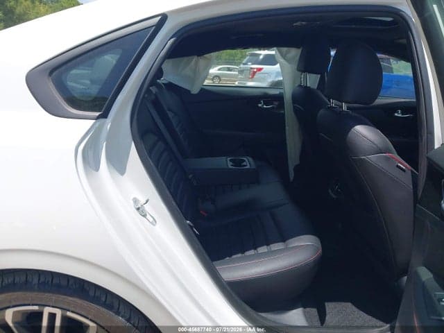 2024 KIA FORTE GT 8