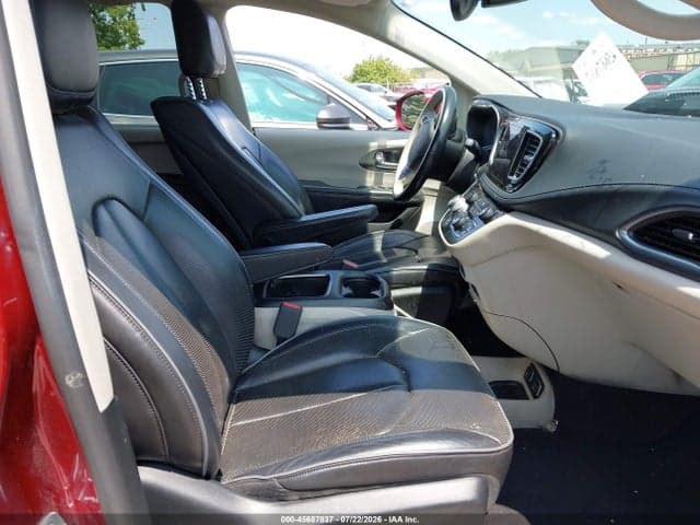 2019 CHRYSLER PACIFICA LIMITED 5