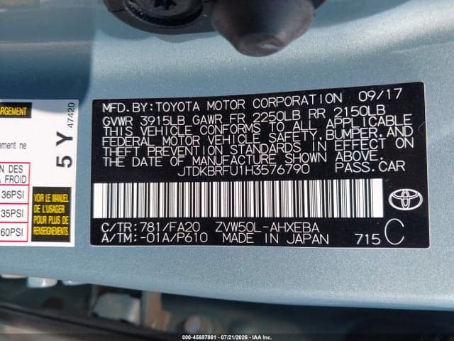 2017 TOYOTA PRIUS TWO 9