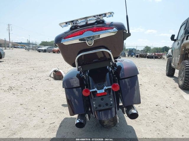 2022 INDIAN MOTORCYCLE CO. ROADMASTER LIMITED 6