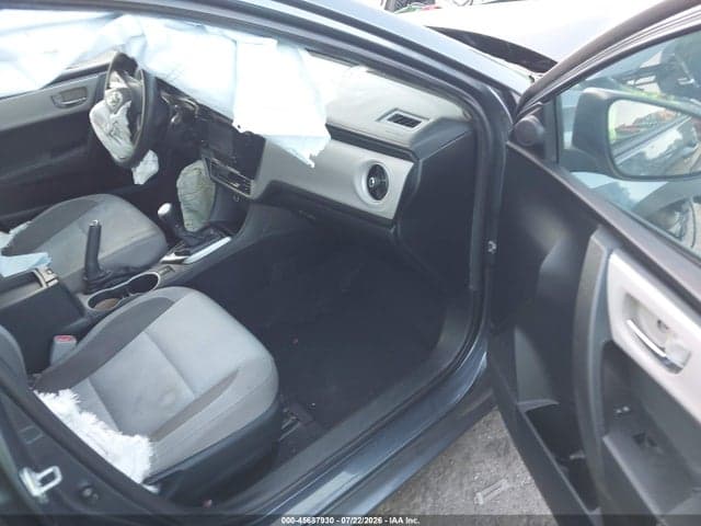 2017 TOYOTA COROLLA LE 5