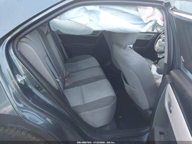 2017 TOYOTA COROLLA LE 8