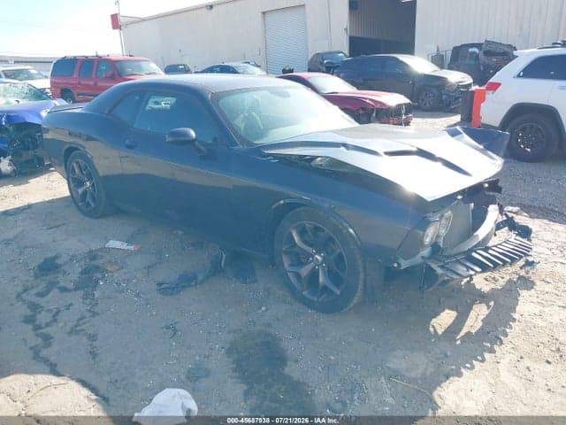 2018 DODGE CHALLENGER SXT 1