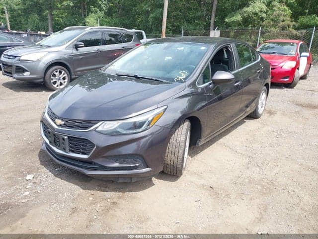 2017 CHEVROLET CRUZE LT AUTO 2