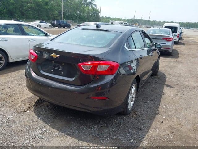 2017 CHEVROLET CRUZE LT AUTO 4