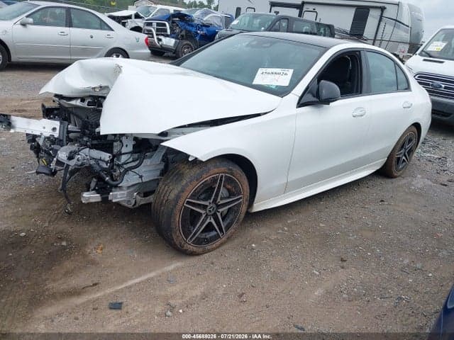 2025 MERCEDES-BENZ C 300 2