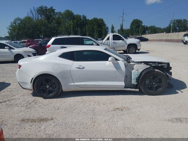 2017 CHEVROLET CAMARO 1LT 14