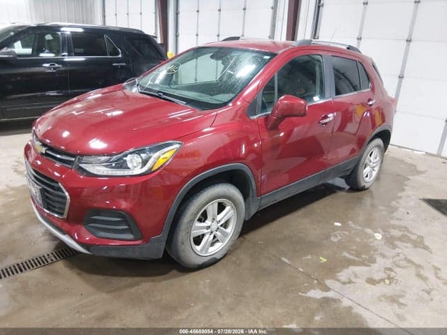 2020 CHEVROLET TRAX AWD LT 2