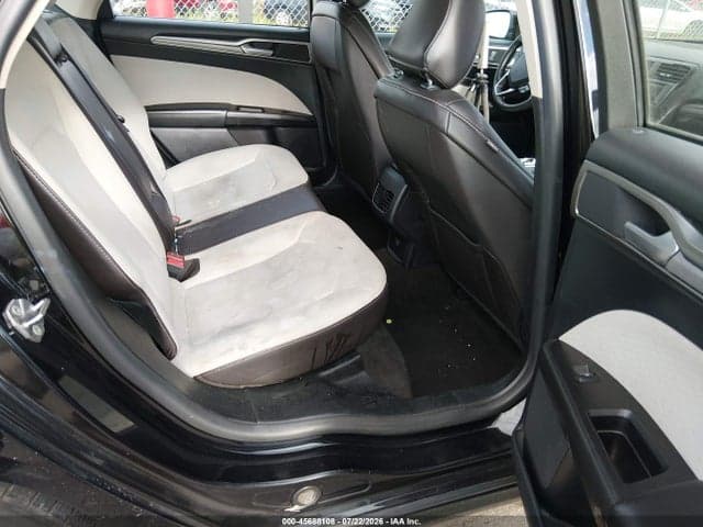 2020 FORD FUSION SE 8