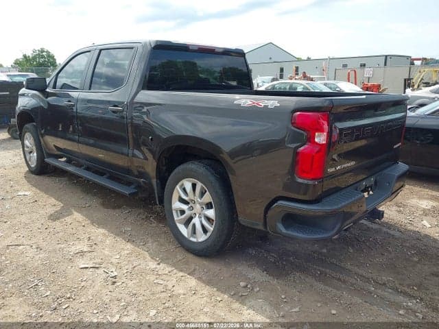2021 CHEVROLET SILVERADO 1500 4WD SHORT BED CUSTOM 3