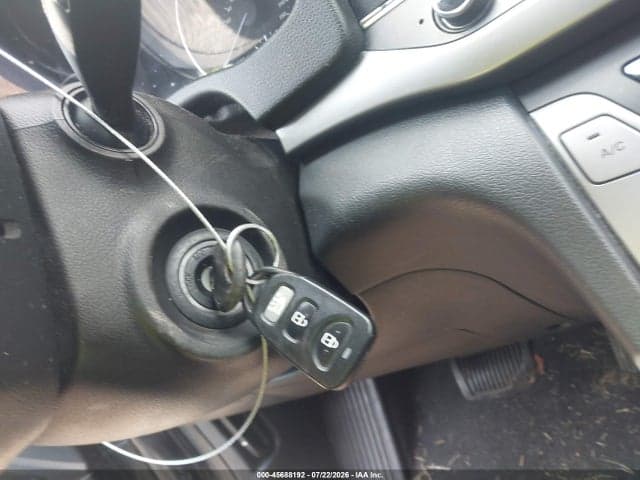 2018 HYUNDAI ELANTRA SE 11