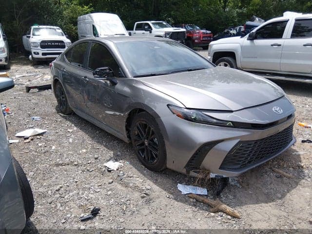 2025 TOYOTA CAMRY SE - 1