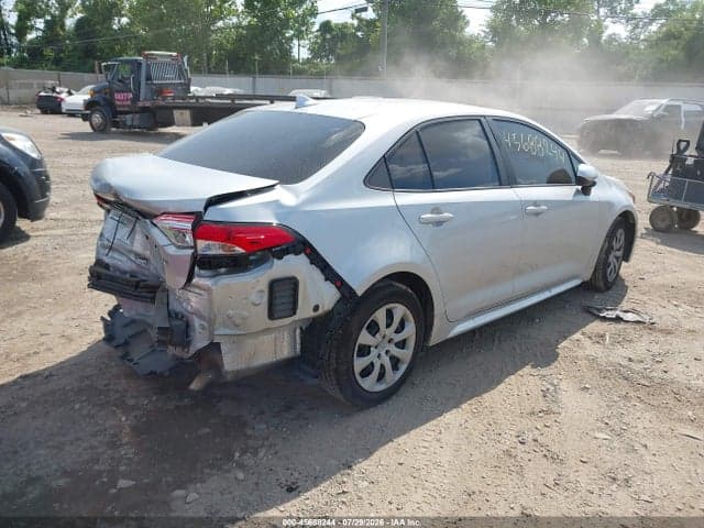 2022 TOYOTA COROLLA LE 4