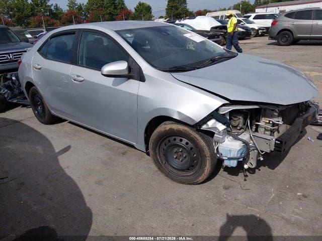 2018 TOYOTA COROLLA LE 1