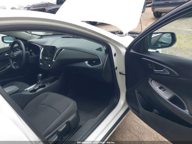 2019 CHEVROLET MALIBU LT 5