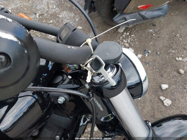 2023 HARLEY-DAVIDSON FXBBS 11