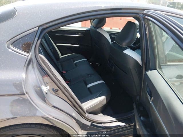 2025 TOYOTA CAMRY SE 8