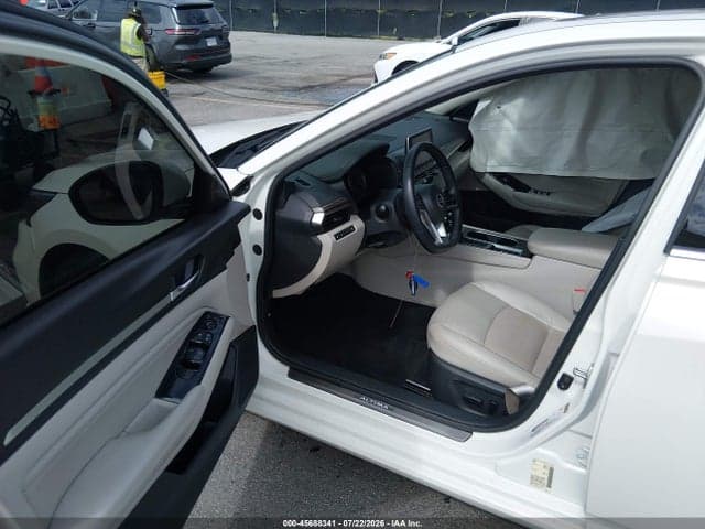 2020 NISSAN ALTIMA SL FWD 5