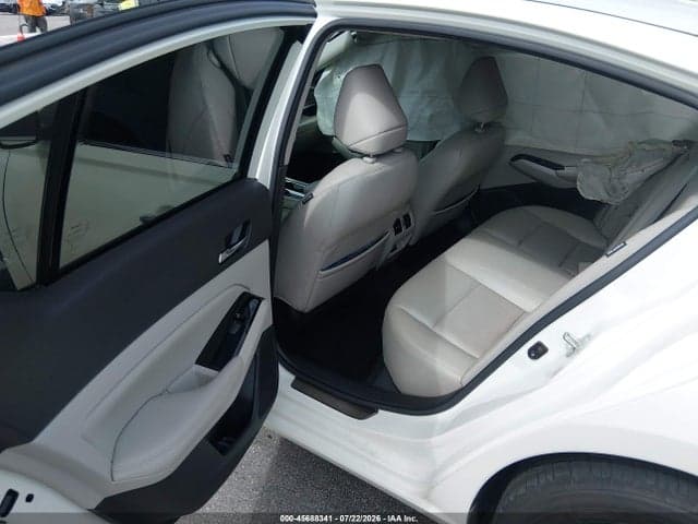 2020 NISSAN ALTIMA SL FWD 8