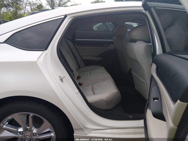 2018 HONDA ACCORD LX 8