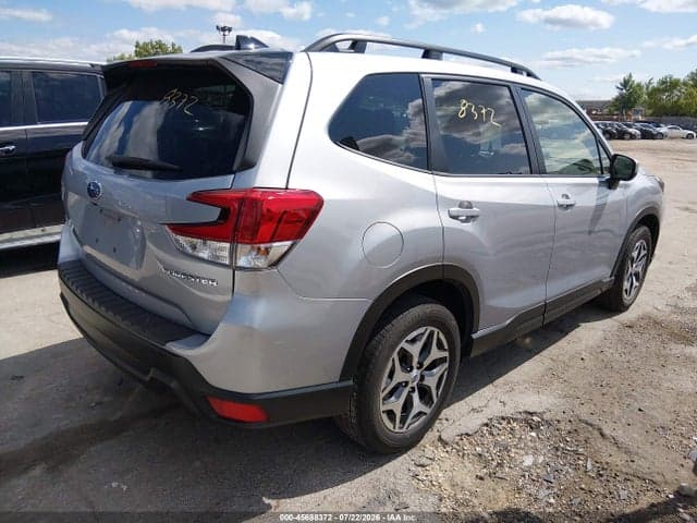 2024 SUBARU FORESTER PREMIUM 4