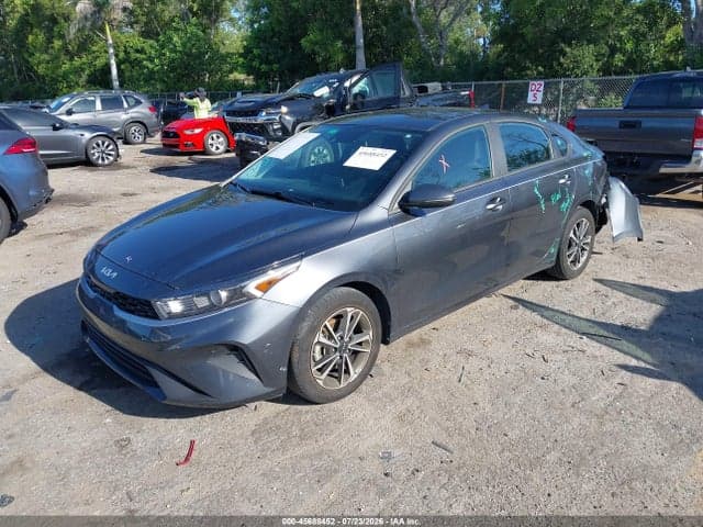 2024 KIA FORTE LXS 2