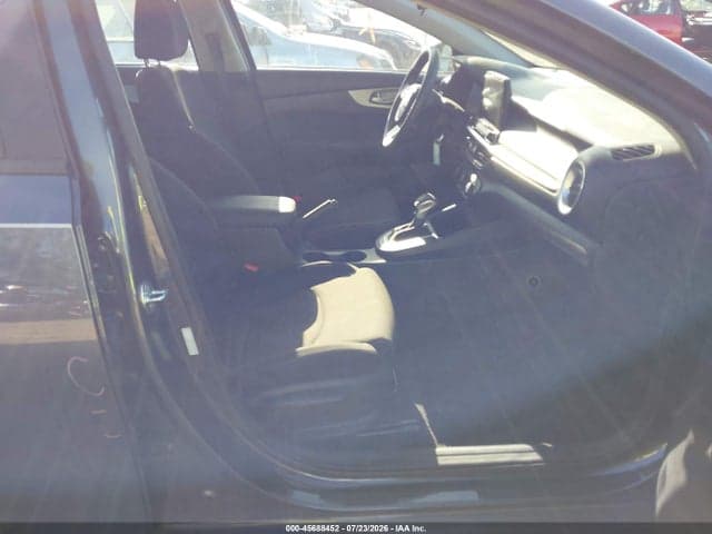 2024 KIA FORTE LXS 5