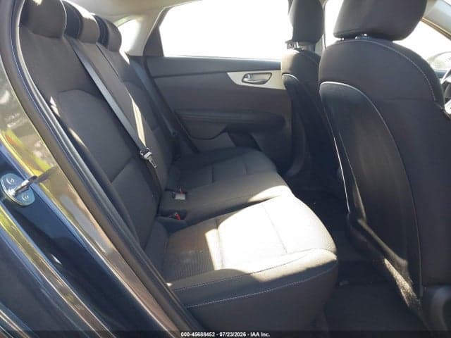 2024 KIA FORTE LXS 8