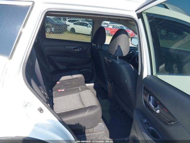 2019 NISSAN ROGUE SV 8
