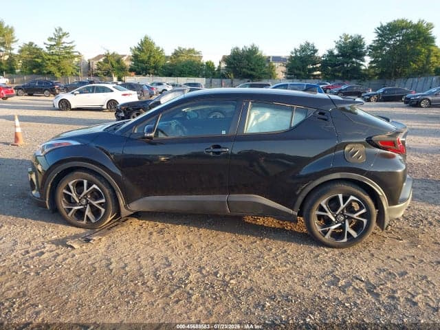 2018 TOYOTA C-HR XLE 14