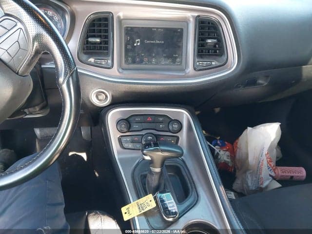 2022 DODGE CHALLENGER SXT 11