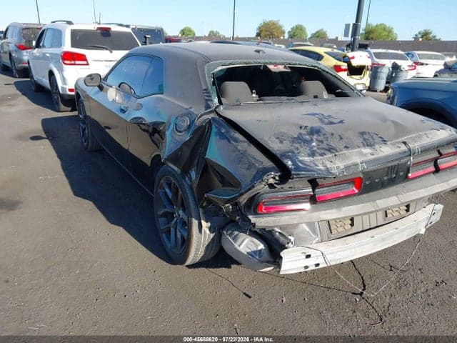 2022 DODGE CHALLENGER SXT 3