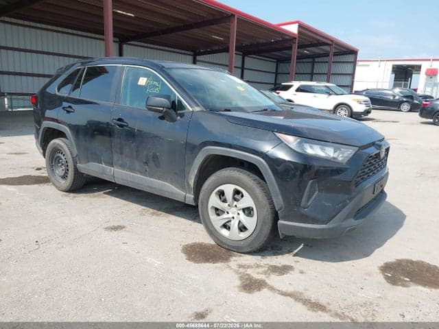 2021 TOYOTA RAV4 LE 1