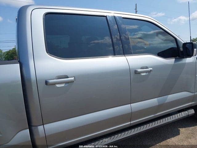 2023 FORD F-150 XLT 8