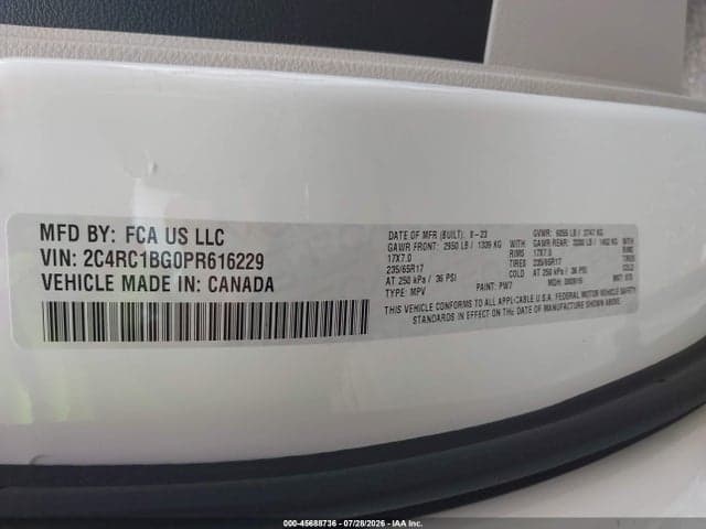 2023 CHRYSLER PACIFICA TOURING L 9