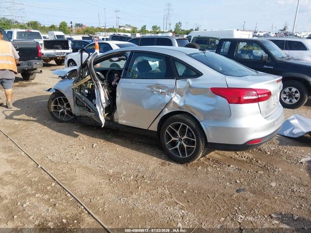 2017 FORD FOCUS SEL 3