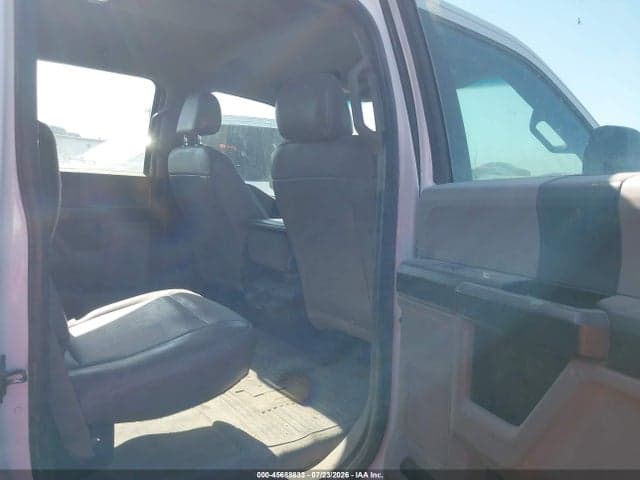 2017 FORD F-350 CHASSIS XL 8