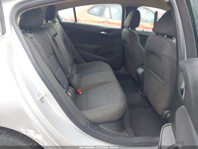 2018 CHEVROLET CRUZE LT AUTO 9