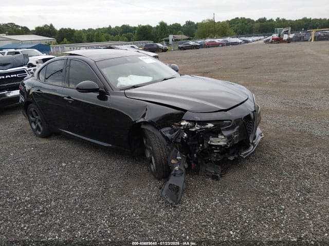 2017 ALFA ROMEO GIULIA TI AWD
